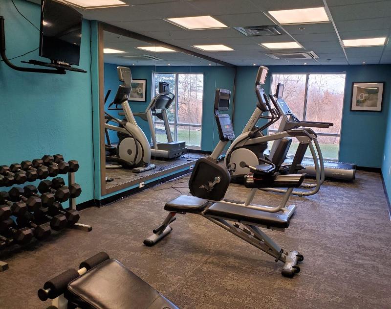 Fairfield Inn Suites Cleveland Avon image