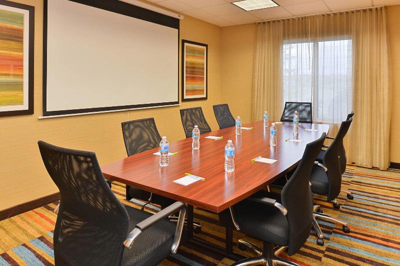 Fairfield Inn Suites Cleveland Avon image