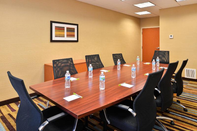 Fairfield Inn Suites Cleveland Avon image