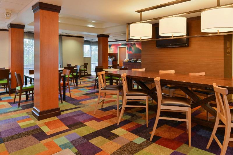 Fairfield Inn Suites Cleveland Avon image