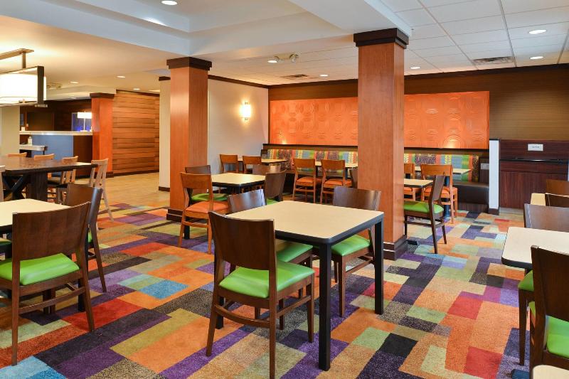 Fairfield Inn Suites Cleveland Avon image