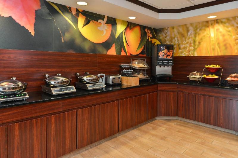 Fairfield Inn Suites Cleveland Avon image