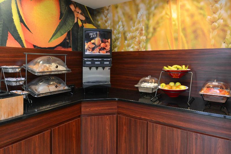 Fairfield Inn Suites Cleveland Avon image