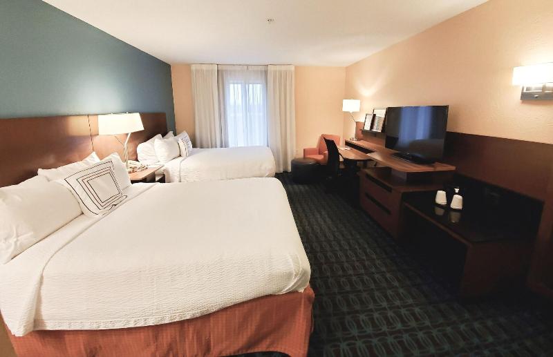 Fairfield Inn Suites Cleveland Avon image