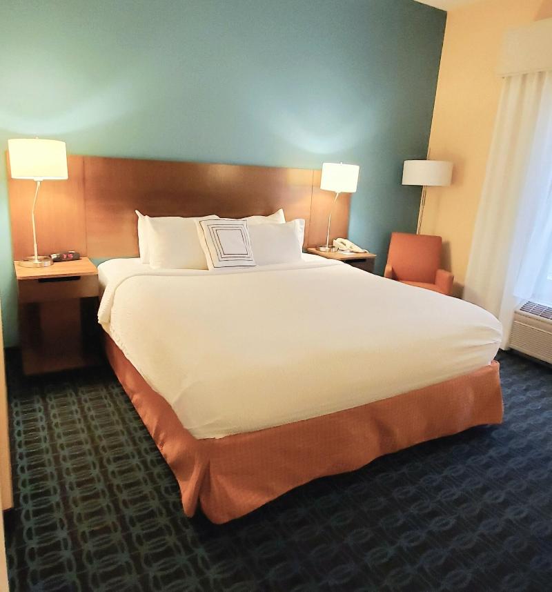 Fairfield Inn Suites Cleveland Avon image