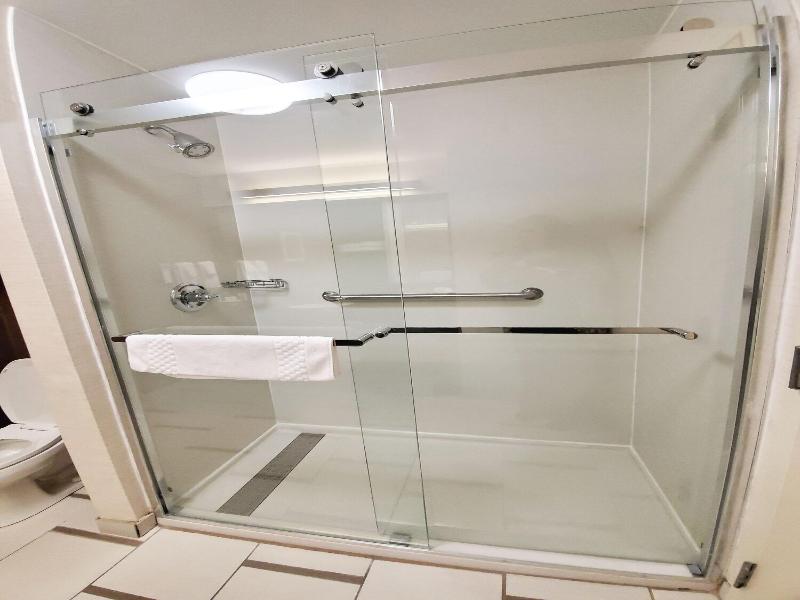 Fairfield Inn Suites Cleveland Avon image