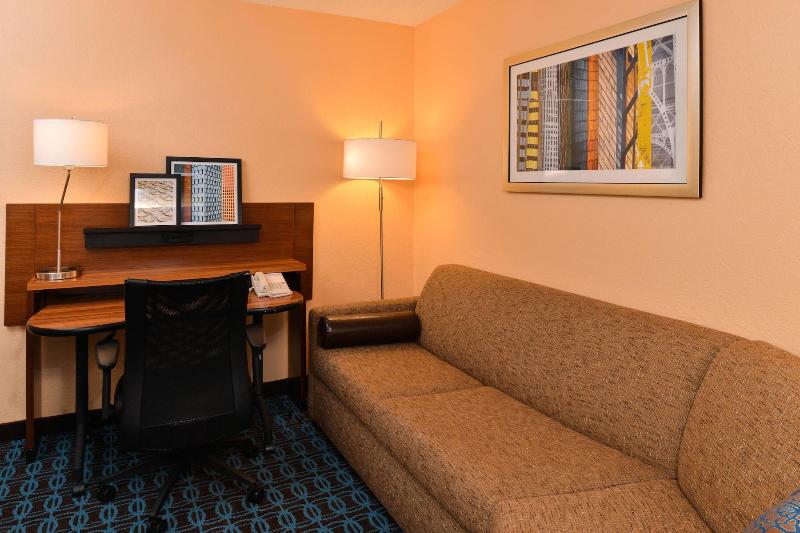 Fairfield Inn Suites Cleveland Avon image
