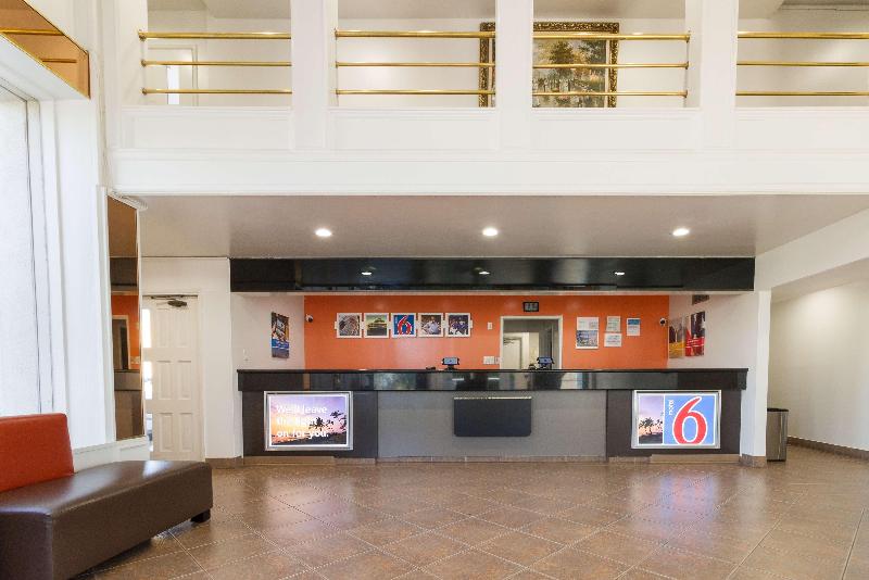 Motel 6 Claremont, CA image