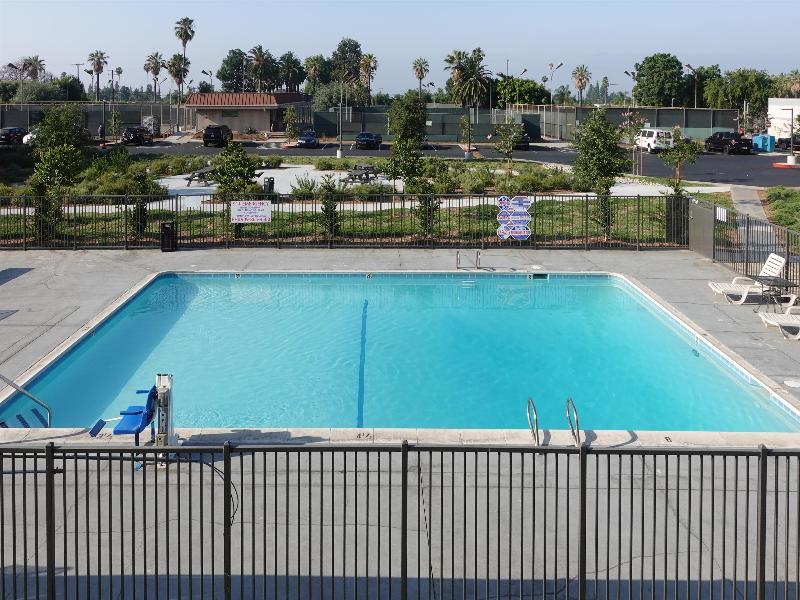 Motel 6 Claremont, CA image