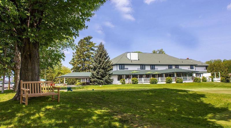 Leland Lodge image