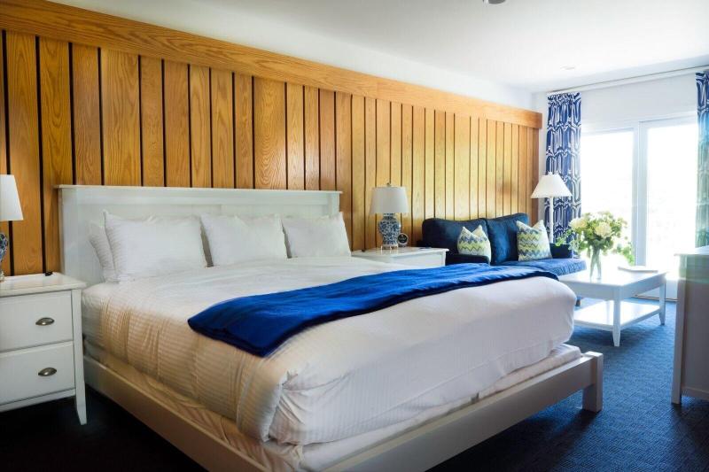 Leland Lodge image