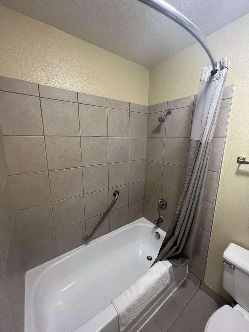 Surestay By Best Western Wells image