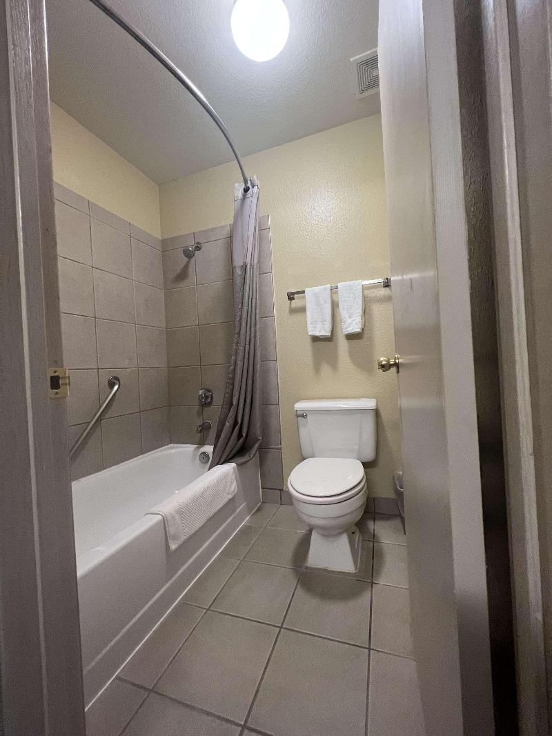 Surestay By Best Western Wells image