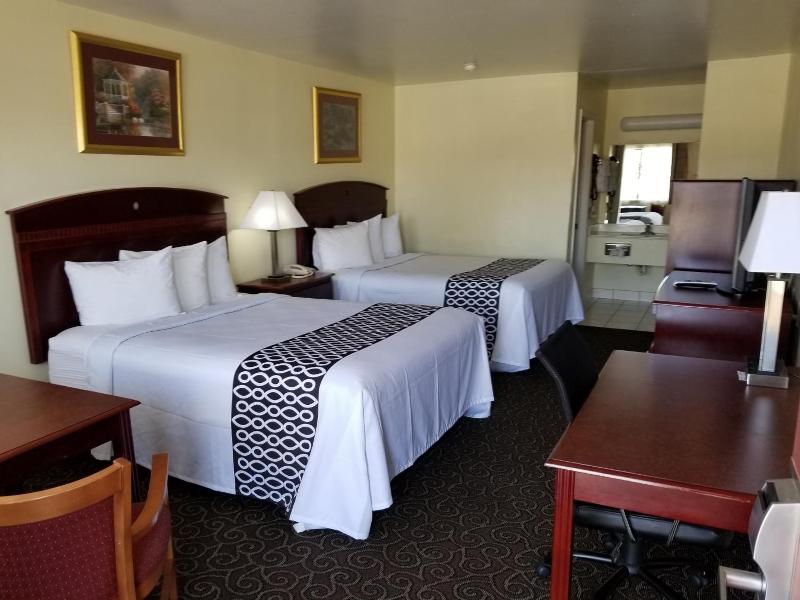 Shiloh Inn Lamesa image