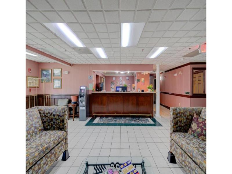 Plantation Inn & Suites Near Locust Grove I 75 image