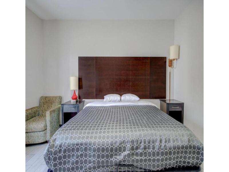 Plantation Inn & Suites Near Locust Grove I 75 image