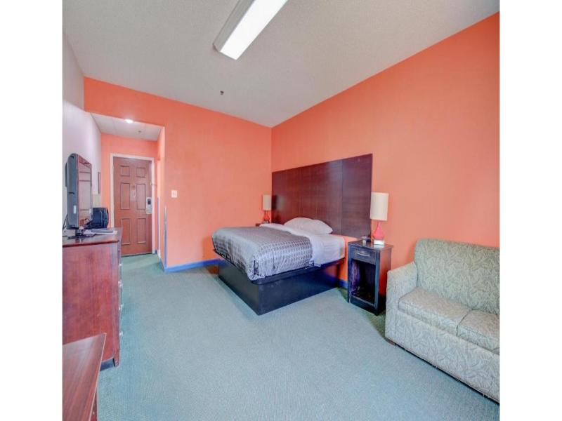 Plantation Inn & Suites Near Locust Grove I 75 image