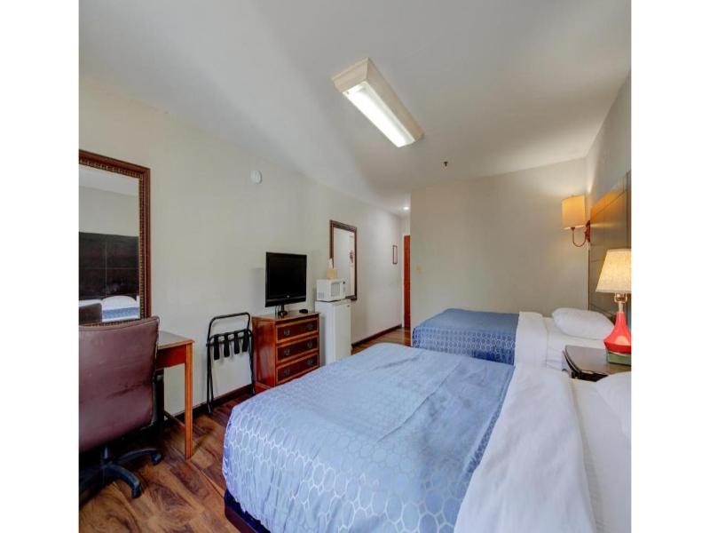 Plantation Inn & Suites Near Locust Grove I 75 image