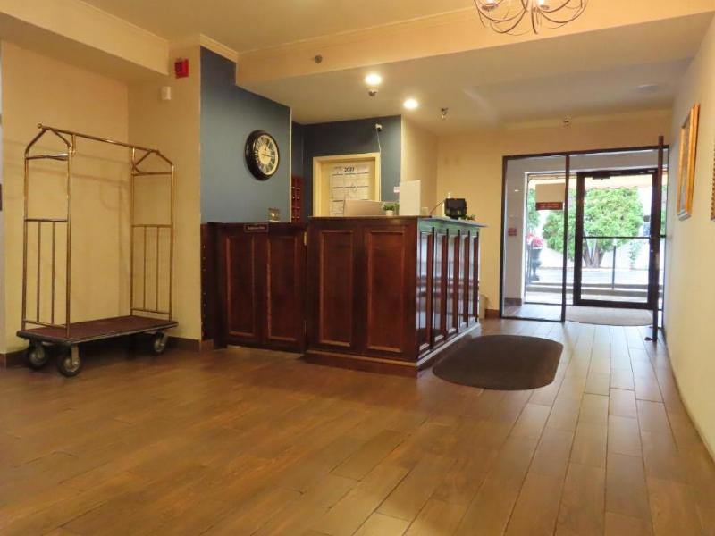 St Charles Hotel Hudson image