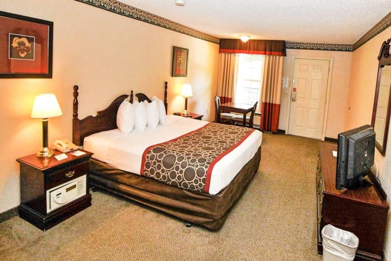 Hilltop Inn Suites North Stonington image