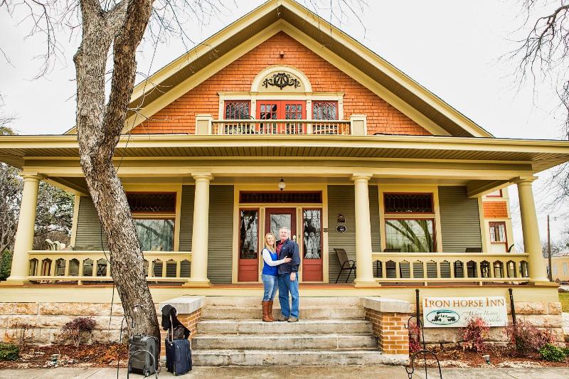 Iron Horse Inn image