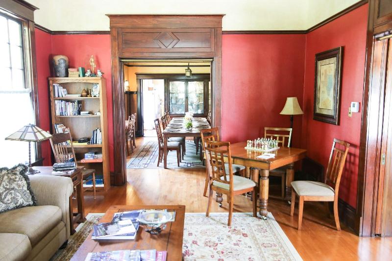 Iron Horse Inn image