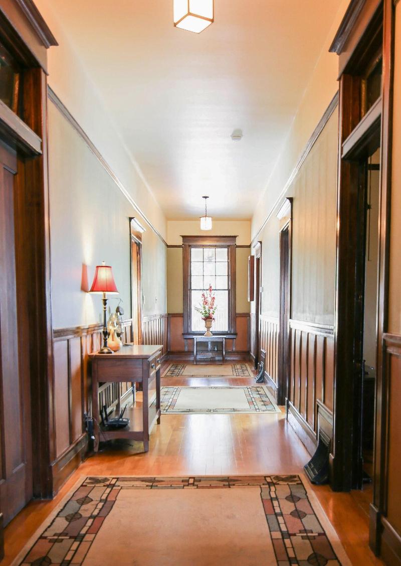 Iron Horse Inn image