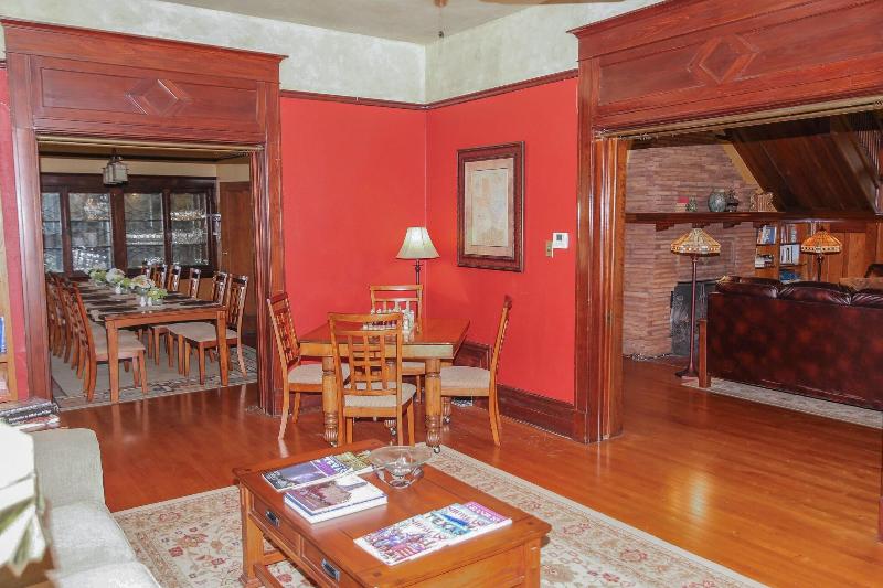 Iron Horse Inn image