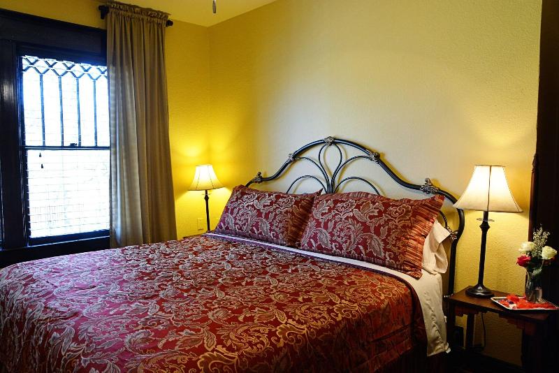 Iron Horse Inn image
