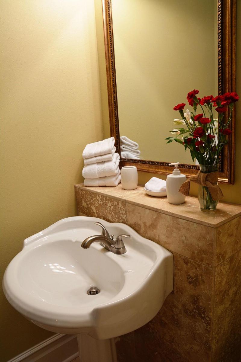 Iron Horse Inn image