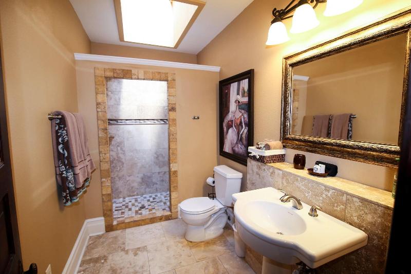 Iron Horse Inn image
