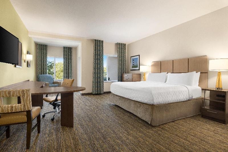 Candlewood Suites Safety Harbor - Clearwater NE photo 10