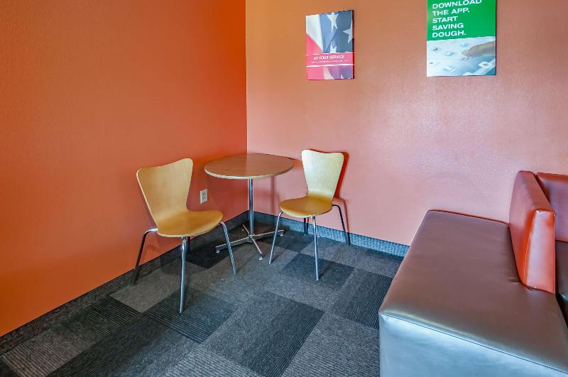 Motel 6 Drums Pa image
