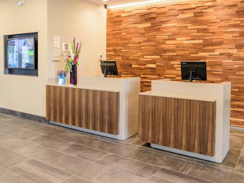 Courtyard By Marriott Lake Jackson