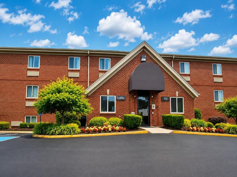 Host Inn And Suites