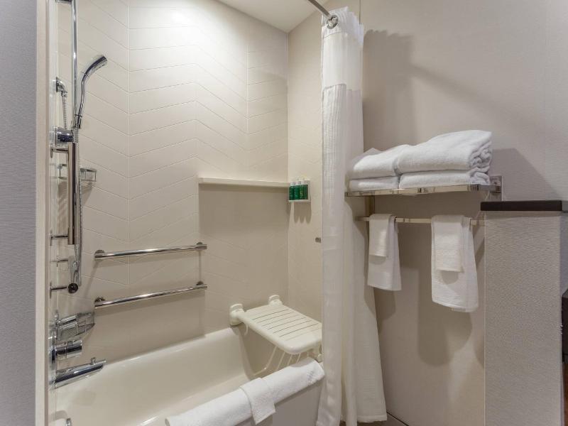 Fairfield Inn Suites Franklin image