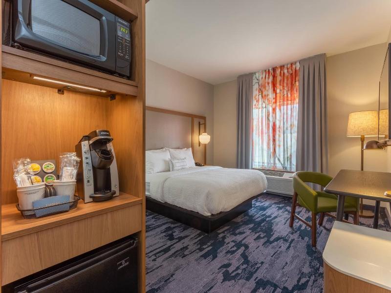 Fairfield Inn Suites Franklin image