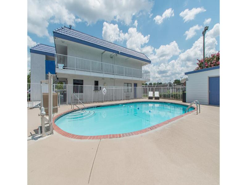 Motel 6 Norcross, Ga - Atlanta Northeast image