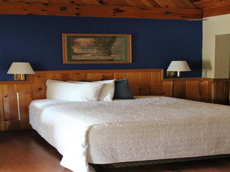 Stone Fence Resort image