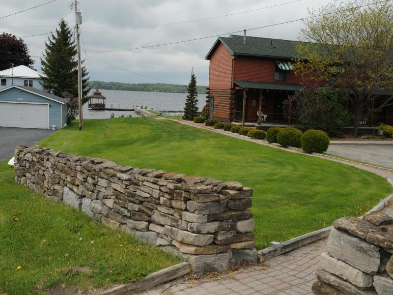 Stone Fence Resort image