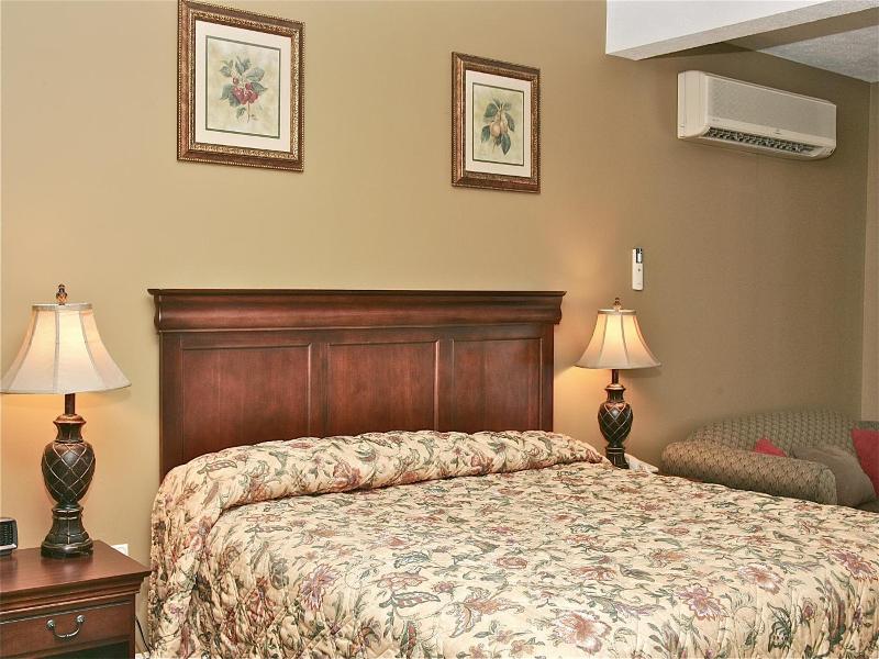 Stone Fence Resort image