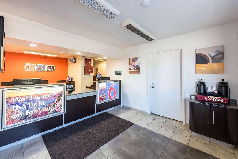 Motel 6 Reno West
