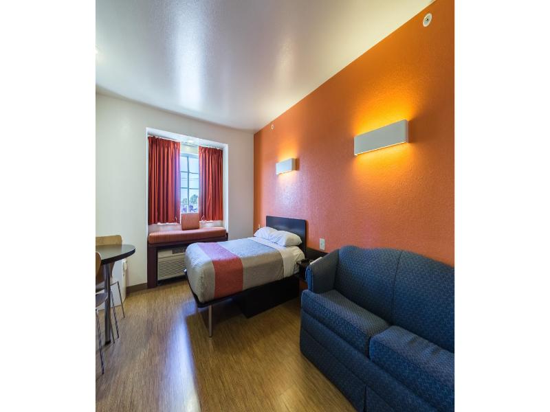 Motel 6 Huron, Oh - Sandusky image