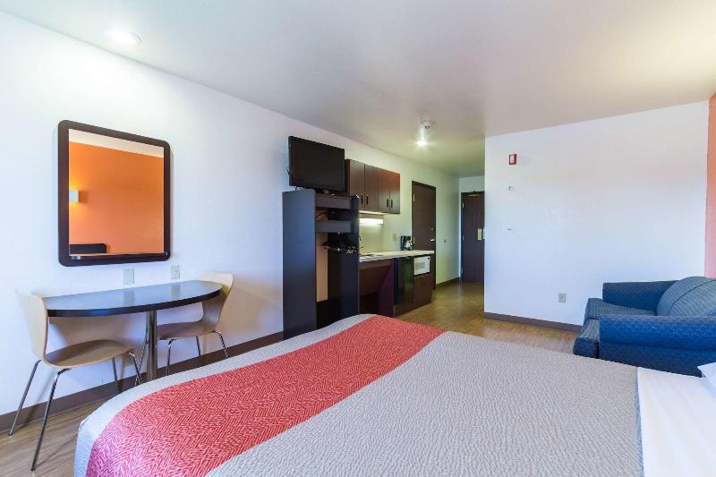 Motel 6 Huron, Oh - Sandusky image
