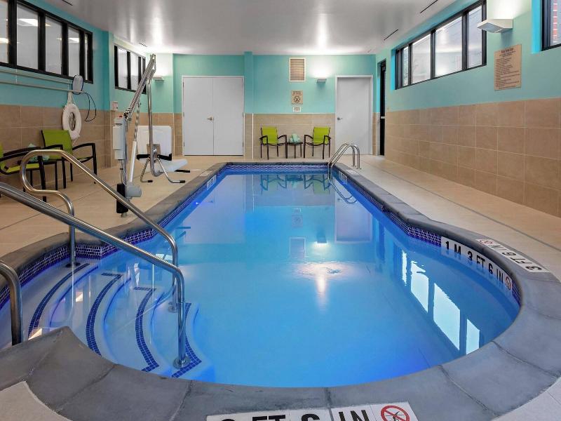 Springhill Suites By Marriott Kansas City Country