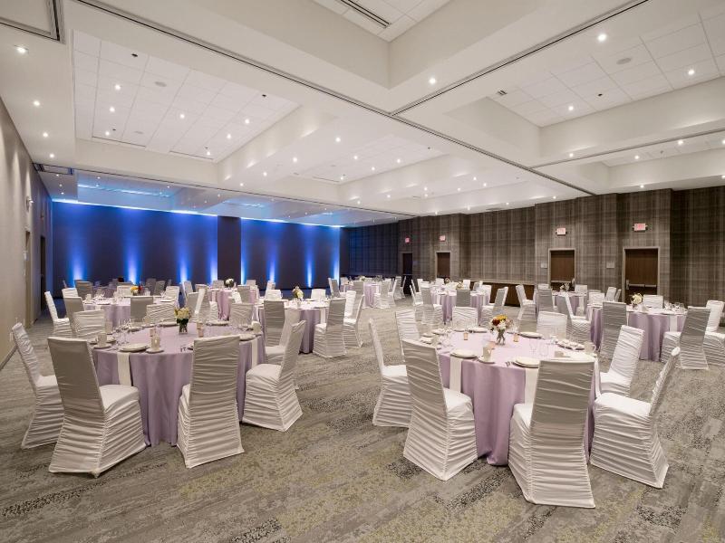 Courtyard By Marriott Minneapolis Edina