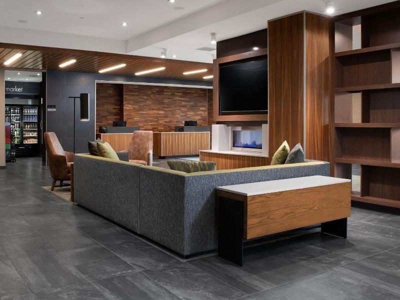 Courtyard By Marriott Minneapolis Edina