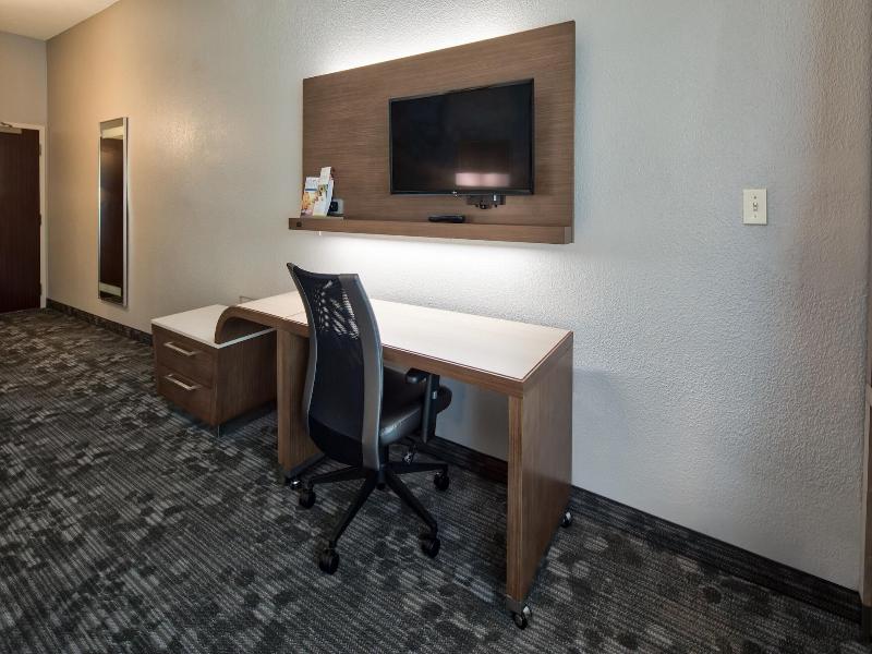 Courtyard By Marriott Minneapolis Edina image