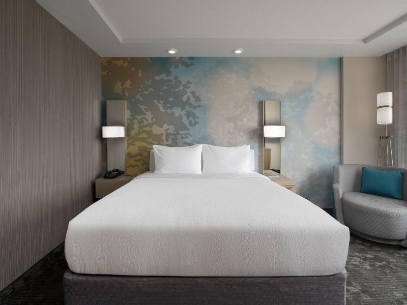 Courtyard By Marriott Minneapolis Edina image