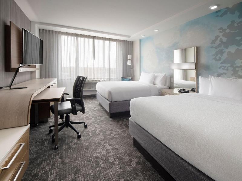 Courtyard By Marriott Minneapolis Edina image
